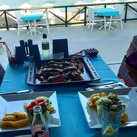 Bed & Breakfast Oba 09 Restaurant-motel-beach